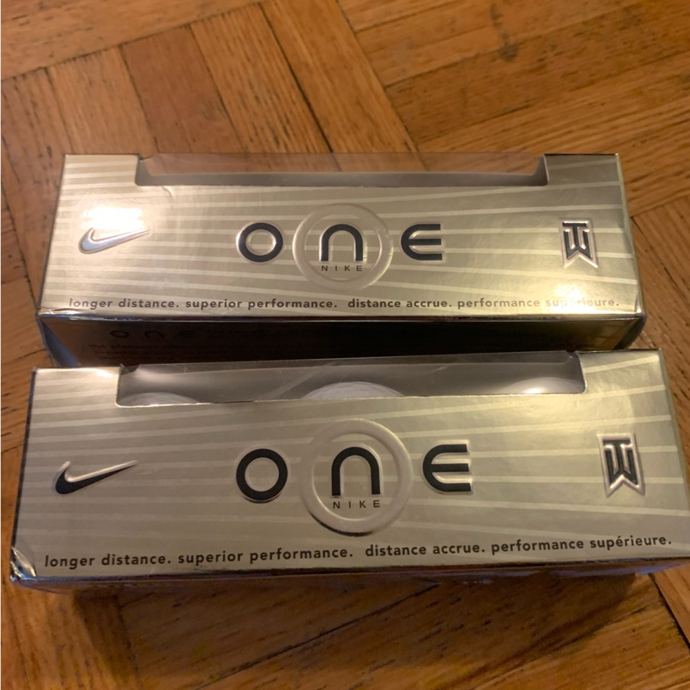 Nike One Golf Balls in Metallic Silver Packaging